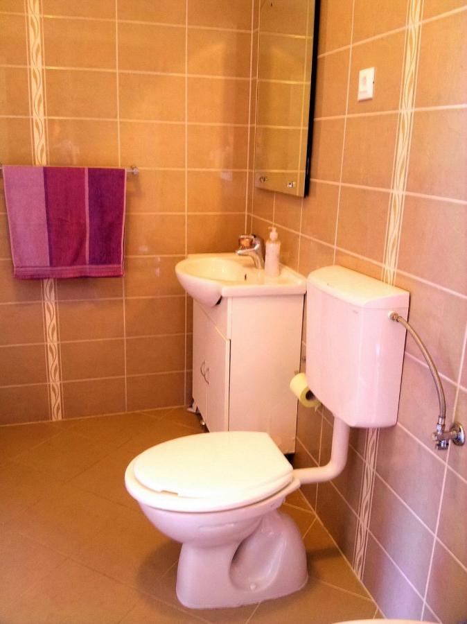 Apartment Maria - Comfortable Kastela Exterior photo